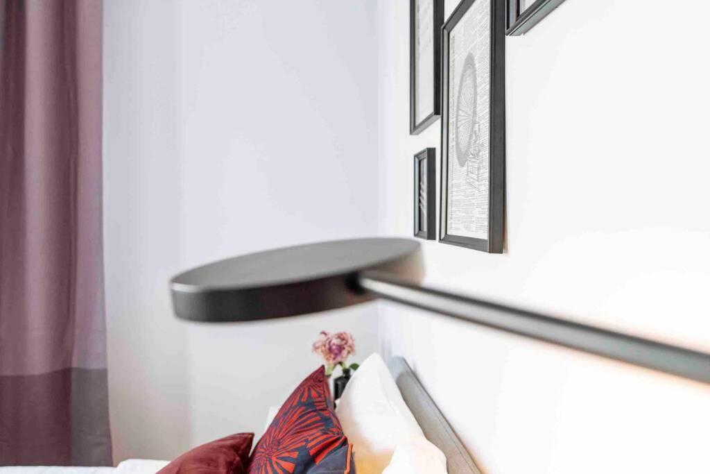Beautiful Studio - Top Location - Netflix Bucureşti Ngoại thất bức ảnh