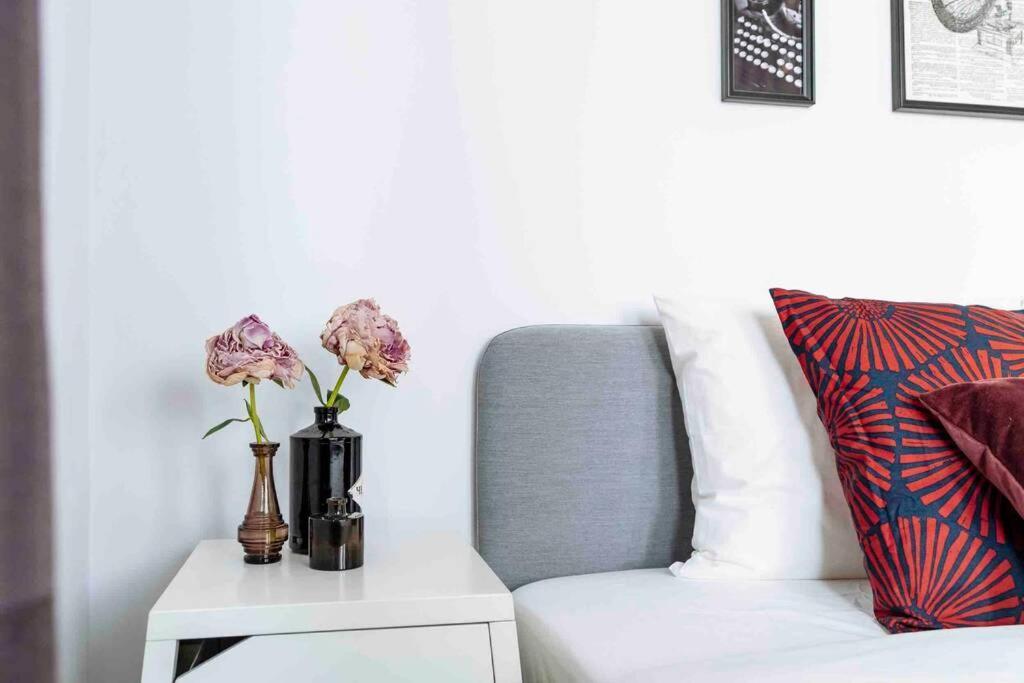 Beautiful Studio - Top Location - Netflix Bucureşti Ngoại thất bức ảnh